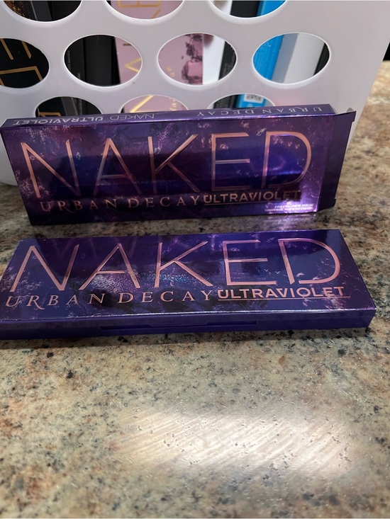 Urban Decay Other - Urban Decay Ultraviolet Eyeshadow Palette — Purple Shimmer Set